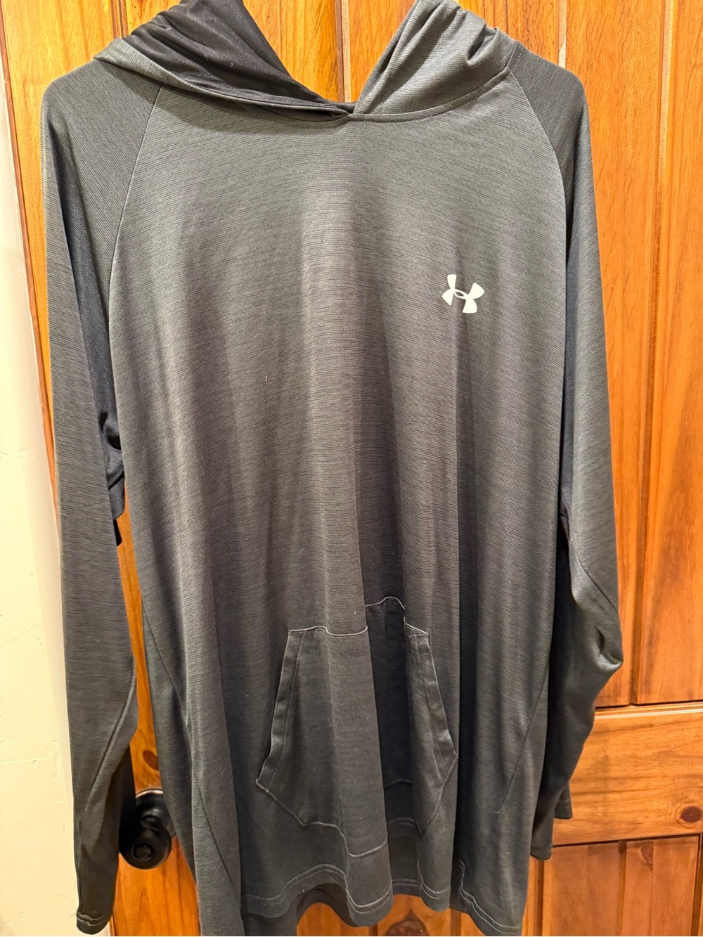 Under Armour Men's Dark Gray Hooded Long-Sleeve Pullover